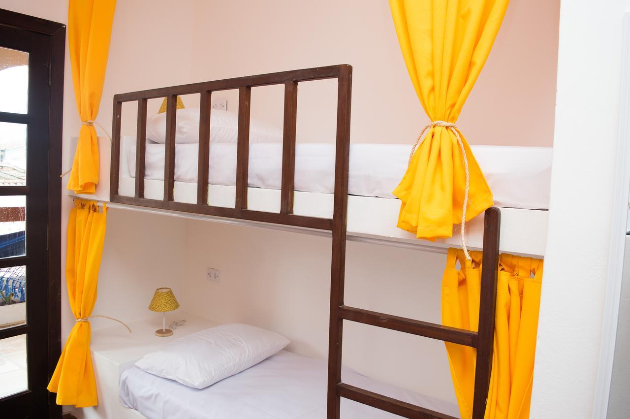 Santo Quintal Hostel Ubatuba Exterior photo