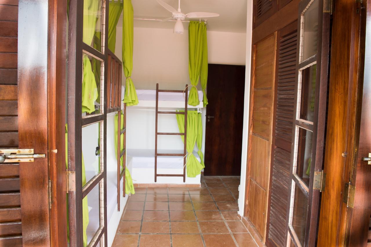 Santo Quintal Hostel Ubatuba Exterior photo
