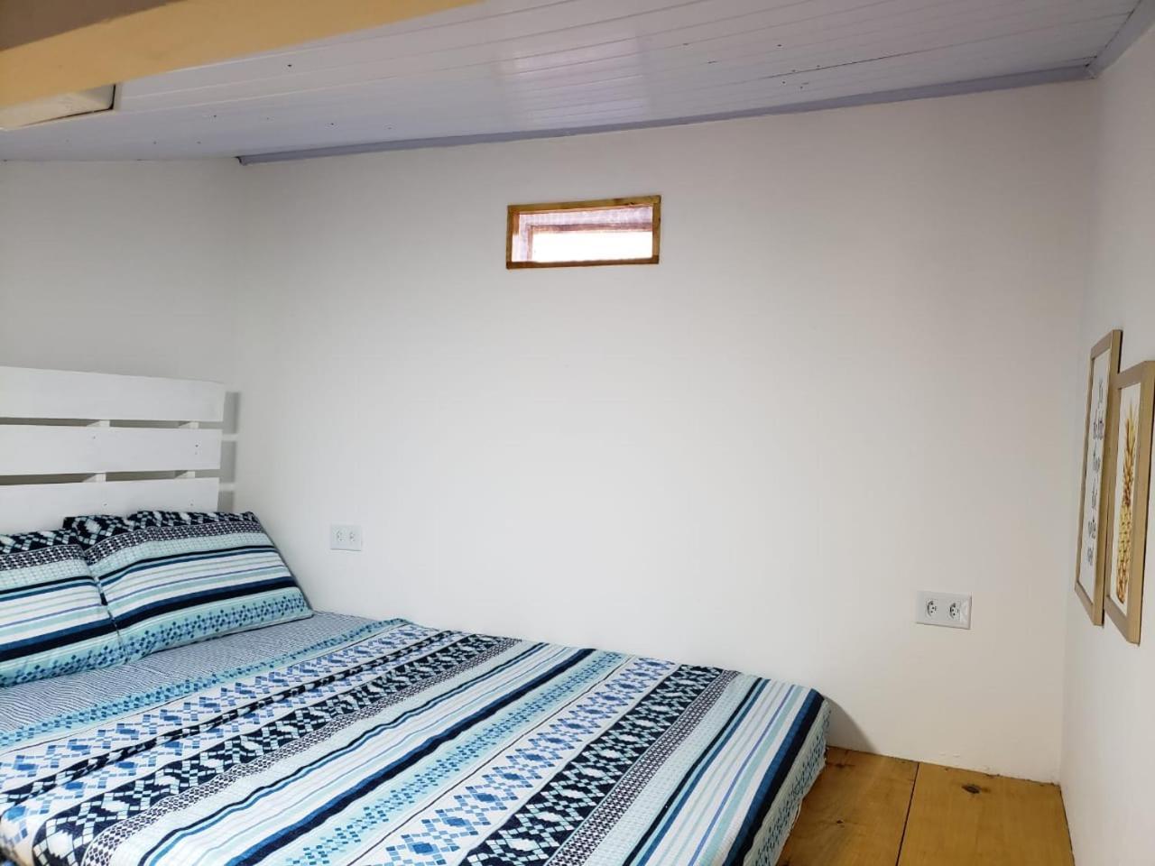 Santo Quintal Hostel Ubatuba Exterior photo