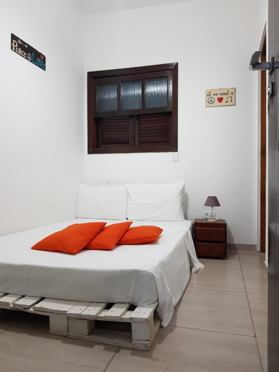 Santo Quintal Hostel Ubatuba Exterior photo