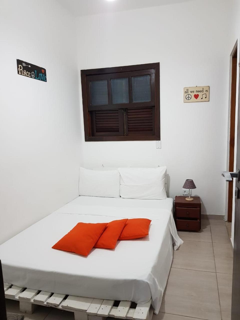 Santo Quintal Hostel Ubatuba Exterior photo